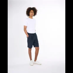FIG Loose Striped Linen Shorts Made Of Organic Cotton